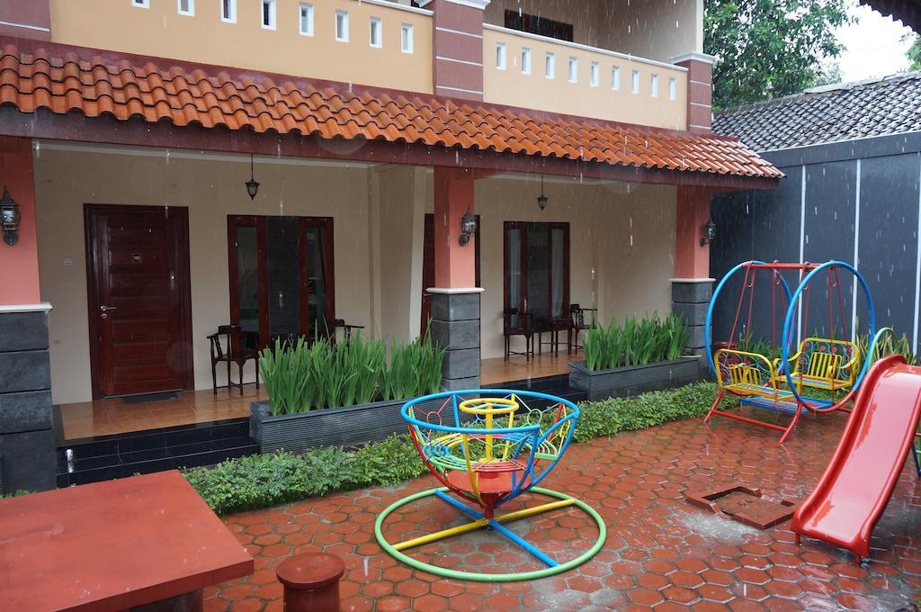 3C Familia Residence Jogyakarta Zewnętrze zdjęcie